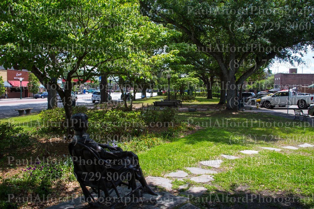 Summerville SC, cars, city streets, trees